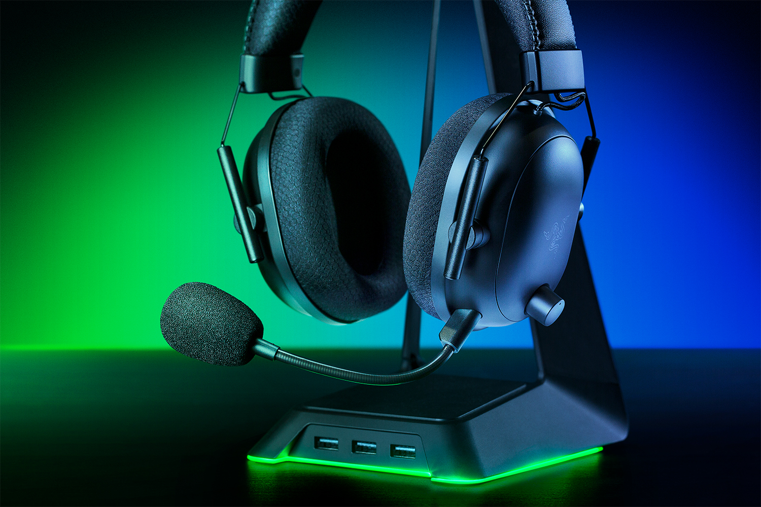 Купить Razer BlackShark V2 Pro черный [RZ04-03220100-R3M1] в