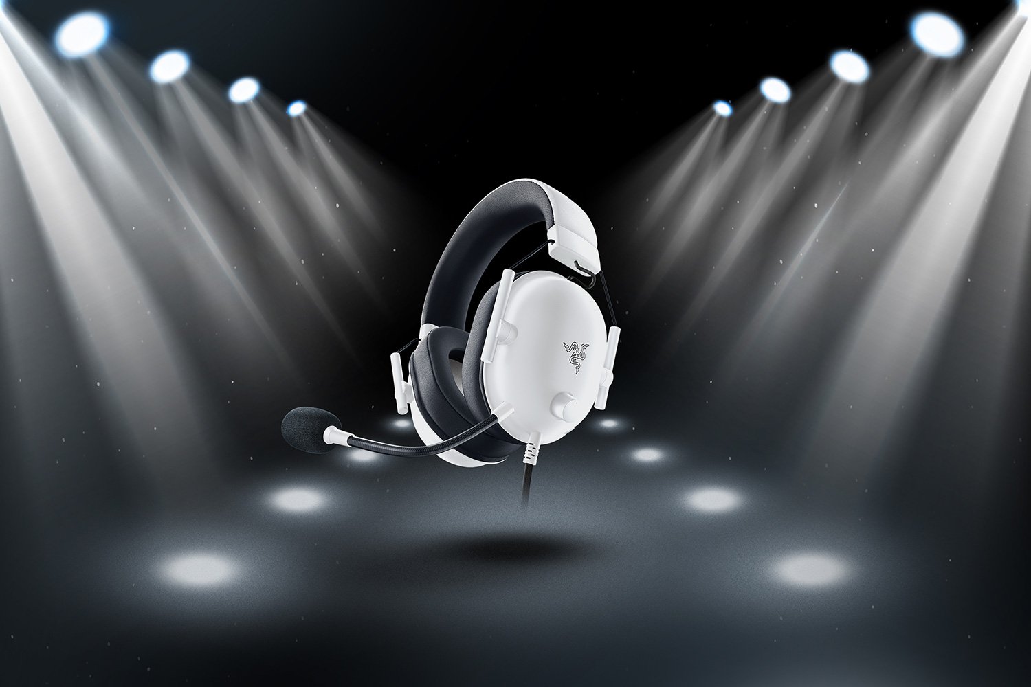 Купить Razer BlackShark V2 X белый [RZ04-03240700-R3M1] в интернет