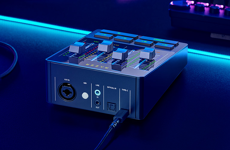 DTM・DAW RAZER AUDIO MIXER Купить Razer Audio Mixer [RZ19-03860100-R3M1] в интернет магазине