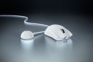 Купить Razer Viper V4 Pro белый [RZ01-05630200-R3G1] в интернет