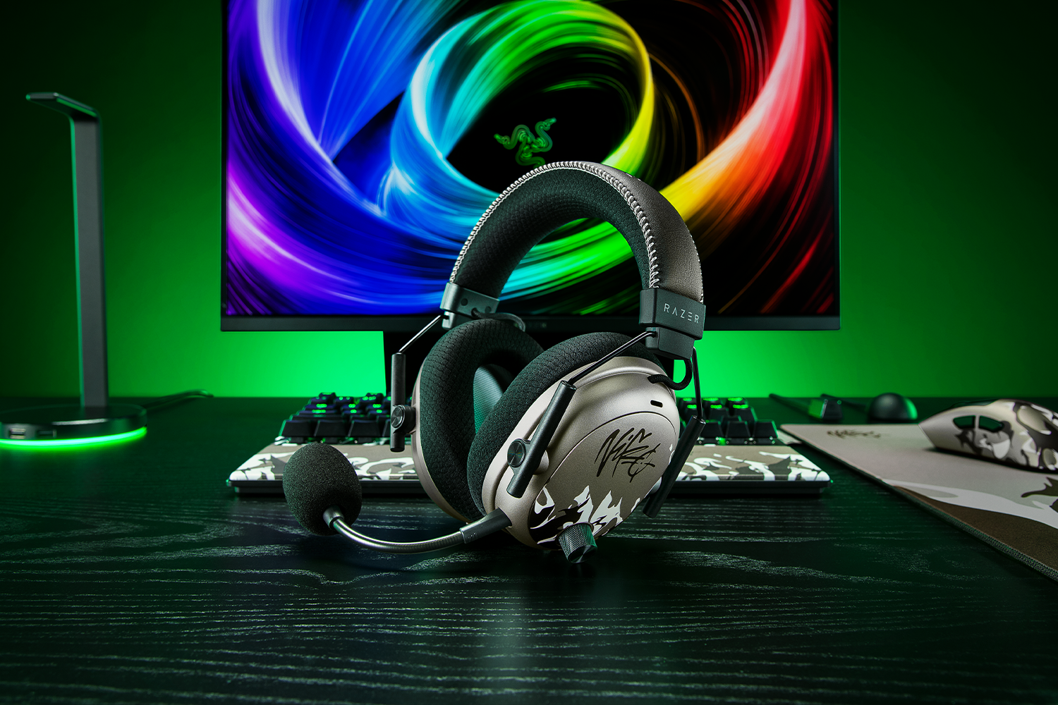 Купить Razer BlackShark V3 Pro NiKo Edition [RZ04-05401200-R3M1] в