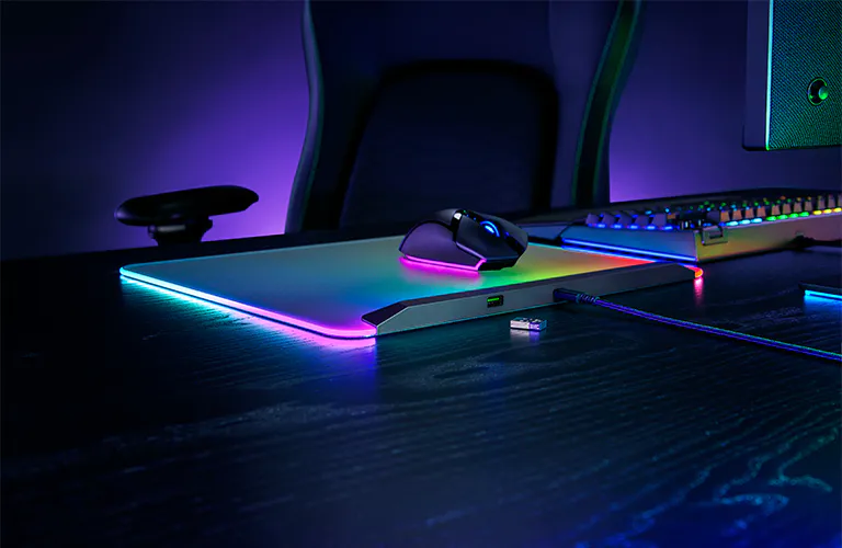 Купить Razer Firefly V2 Pro черный [RZ02-04920100-R3M1] в интернет