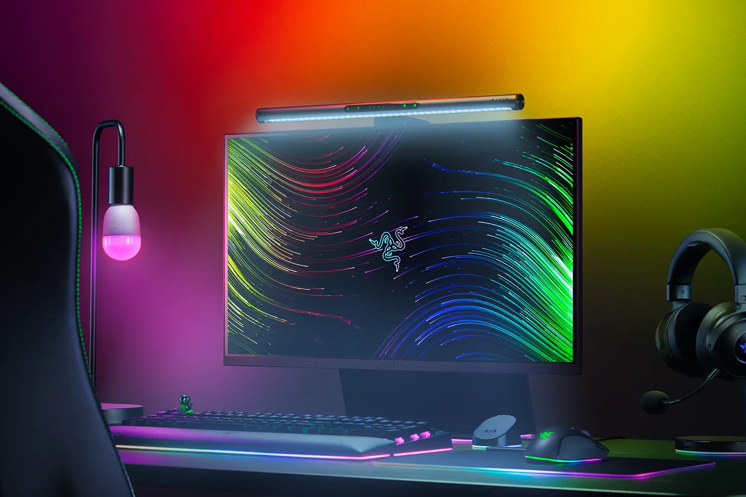 Купить Razer Aether Monitor Light Bar [RZ43-05040100-R3EJ] в