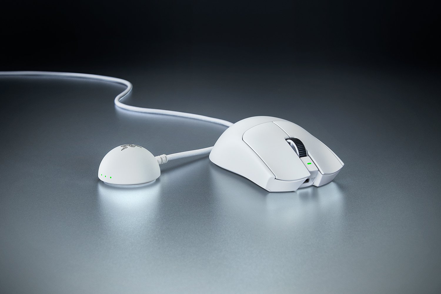 Купить Razer Viper V4 Pro белый [RZ01-05630200-R3G1] в интернет